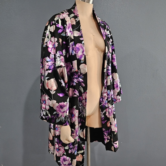 Nwt TAMO Desgin Black Floral Open Kimono Duster OSFM - Picture 4 of 9